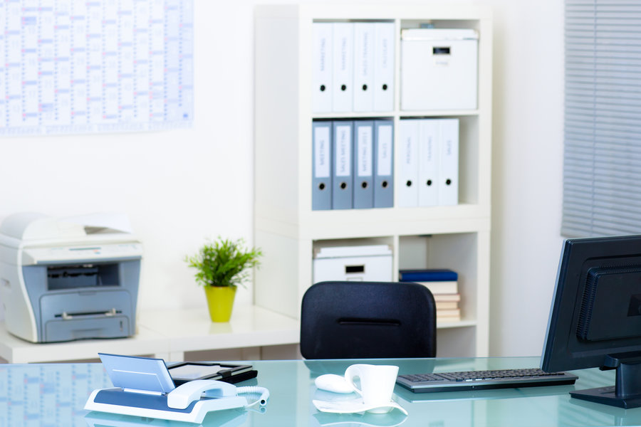 Clutter Free Desk