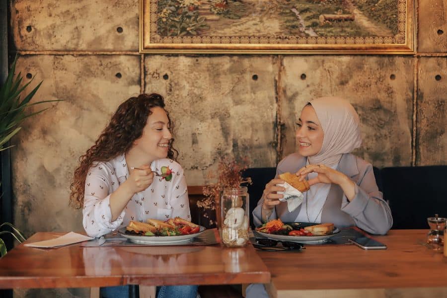 women eating lunch together